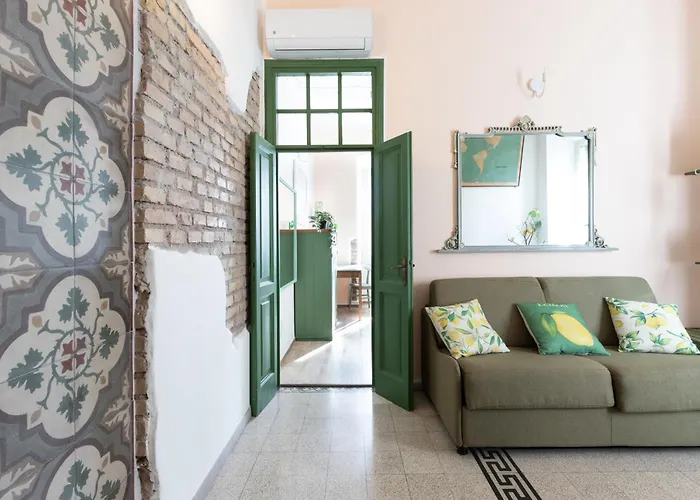 Charming Capri Style Retreat - Near Termini Station, Near Colosseum Appartement Rome